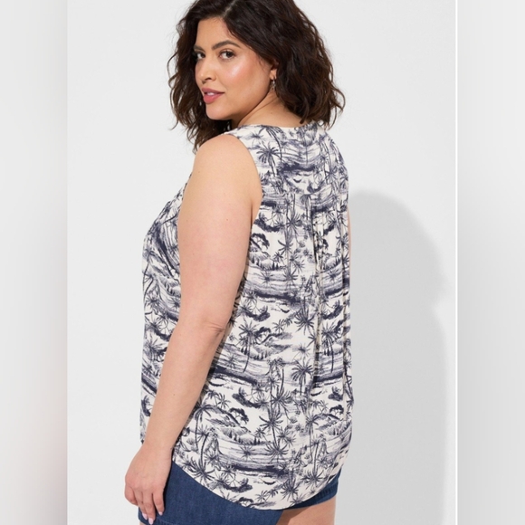 Torrid Challis Henley Sleeveless Tank - Picture 6 of 7